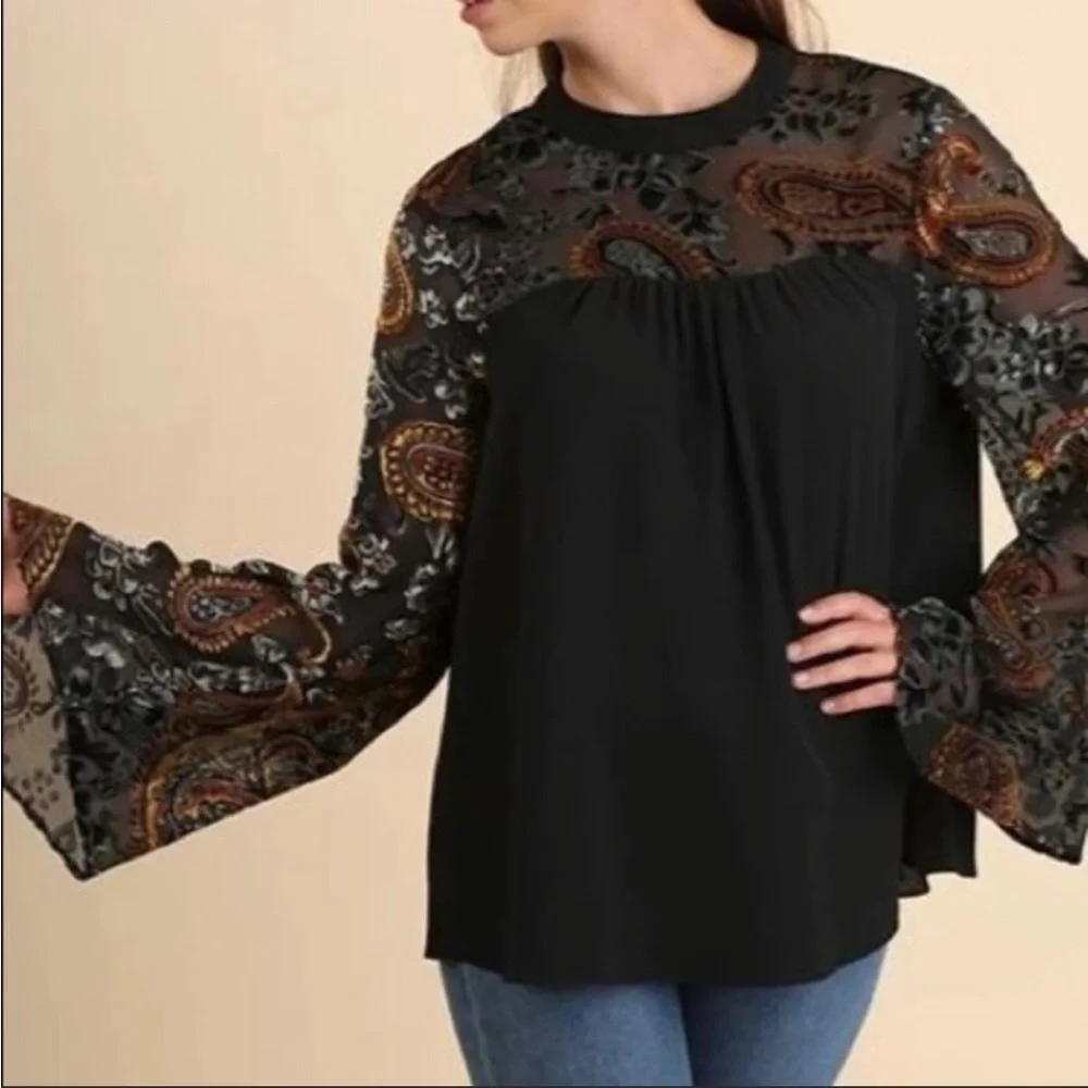 Umgee Black Velvet Burnout Bell Sleeve Blouse - Picture 1 of 8